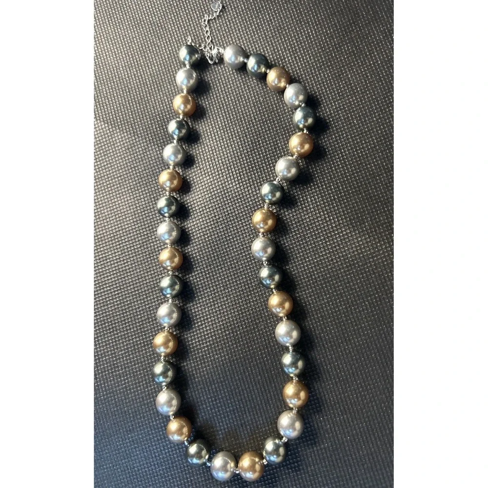 Metallic Faux Pearl Statement Necklace Silver S925‎ Extender Gray Silver brown